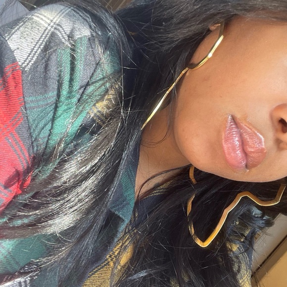 18k Gold Plated Africa Earrings - Picture 5 of 6